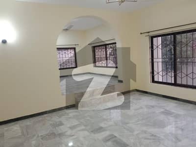 1 KANAL LIKE NEW GROUND PLUS BASMENT AVAILABLE FOR RENT IN F11/3 1 KANAL LIKE NEW GROUND PLUS BASMENT AVAILABLE FOR RENT IN F11/3