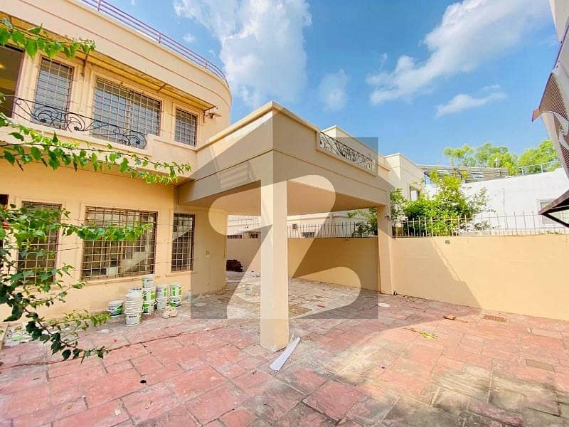 Beautifully House Available For Rent In 6 Beautifully House Available For Rent In 6