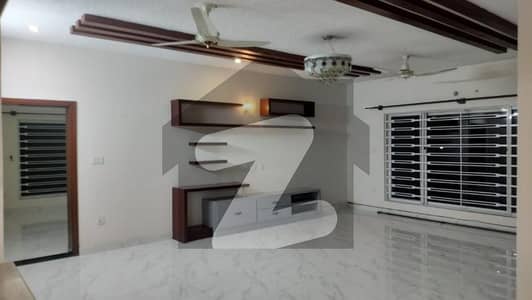ڈی ایچ اے ڈیفینس فیز 2 ڈی ایچ اے ڈیفینس,اسلام آباد میں 3 کمروں کا 1 کنال بالائی پورشن 1.1 لاکھ میں کرایہ پر دستیاب ہے۔ ڈی ایچ اے ڈیفینس فیز 2 ڈی ایچ اے ڈیفینس,اسلام آباد میں 3 کمروں کا 1 کنال بالائی پورشن 1.1 لاکھ میں کرایہ پر دستیاب ہے۔