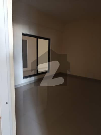 3 Bed Flat With 2 Baths Available For sale Family Falt 3 Bed Flat With 2 Baths Available For sale Family Falt