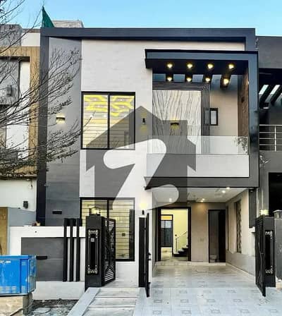 5 Marla House Available For Sale In Bahria Town Lahore 5 Marla House Available For Sale In Bahria Town Lahore