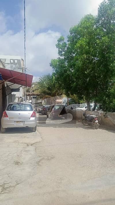 یونیورسٹی