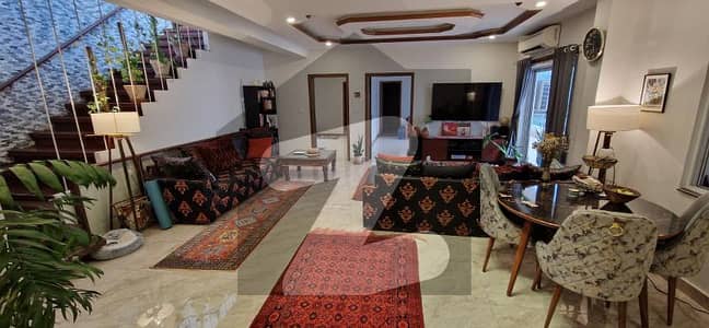 ایف ۔ 7/1 ایف ۔ 7,اسلام آباد میں 8 کمروں کا 1 کنال مکان 32.0 کروڑ میں برائے فروخت۔ ایف ۔ 7/1 ایف ۔ 7,اسلام آباد میں 8 کمروں کا 1 کنال مکان 32.0 کروڑ میں برائے فروخت۔