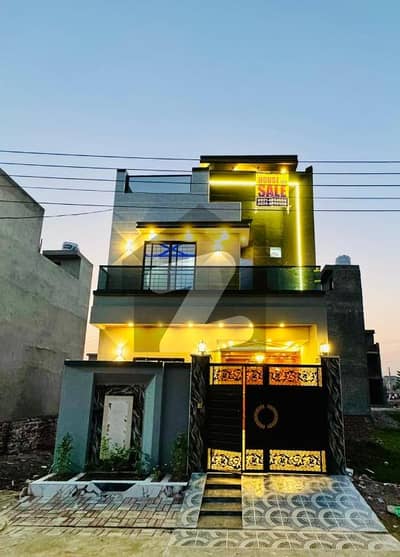 الرحمان فیز 2 - بلاک این الرحمان گارڈن فیز 2,الرحمان گارڈن,لاہور میں 3 کمروں کا 3 مرلہ مکان 1.35 کروڑ میں برائے فروخت۔