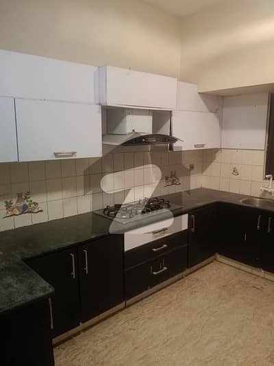 CLIFTON 250 YARDS BUNGALOW FOR RENT LINE WATER BOUNDARY WALL