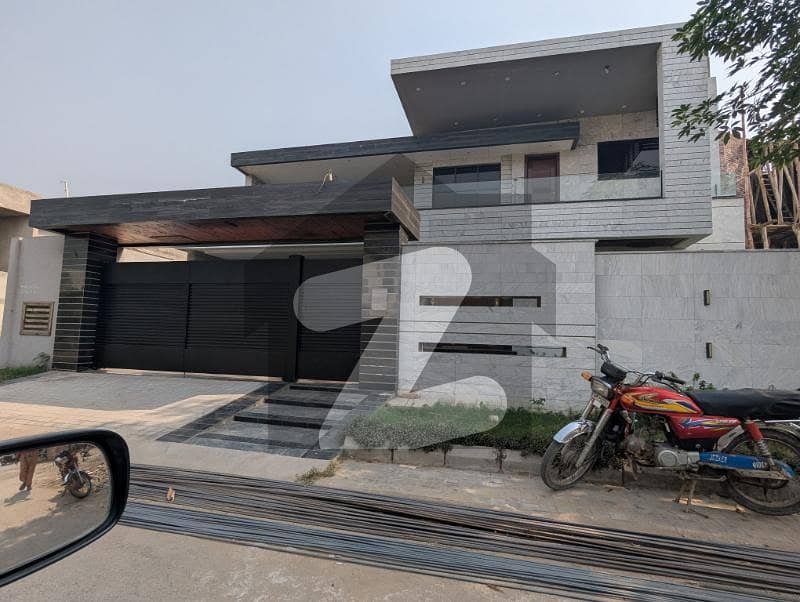 House For Sale 16 Marla Raza Garden Canal Road House For Sale 16 Marla Raza Garden Canal Road