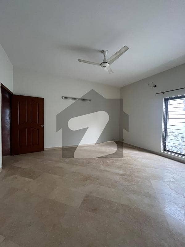 OWNER BUILD SOLID CONSTRUCTION WELL MAINTAINED BUNGALOW OWNER BUILD SOLID CONSTRUCTION WELL MAINTAINED BUNGALOW