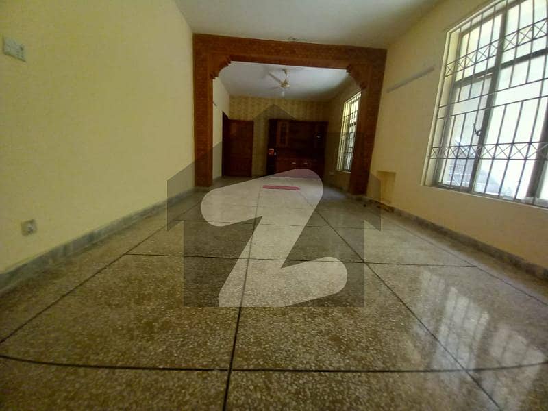 Renovated 3 Bedroom Independent Basement For Rent In F-11, Islamabad Renovated 3 Bedroom Independent Basement For Rent In F-11, Islamabad