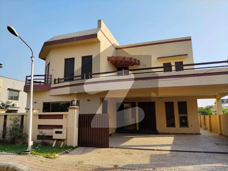 Beautiful kanal house for rent Beautiful kanal house for rent
