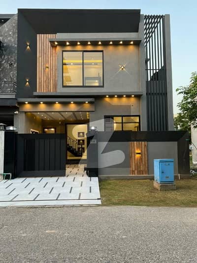 5 Marla Ultra Modern House With A+ Construction Available For Sale