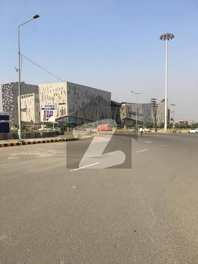 جوہر ٹاؤن لاہور میں 7 مرلہ رہائشی پلاٹ 1.82 کروڑ میں برائے فروخت۔