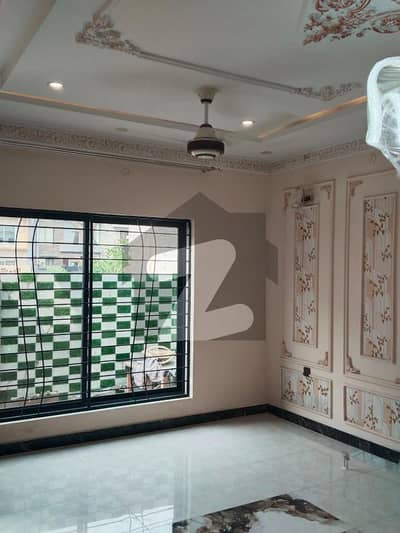 Neat & Clean 5 Marla Portion For Rent In Prime Location