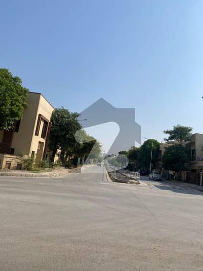 بحریہ ٹاؤن فیز 8 ۔ رفیع بلاک بحریہ ٹاؤن فیز 8,بحریہ ٹاؤن راولپنڈی,راولپنڈی میں 8 مرلہ رہائشی پلاٹ 80.0 لاکھ میں برائے فروخت۔ بحریہ ٹاؤن فیز 8 ۔ رفیع بلاک بحریہ ٹاؤن فیز 8,بحریہ ٹاؤن راولپنڈی,راولپنڈی میں 8 مرلہ رہائشی پلاٹ 80.0 لاکھ میں برائے فروخت۔