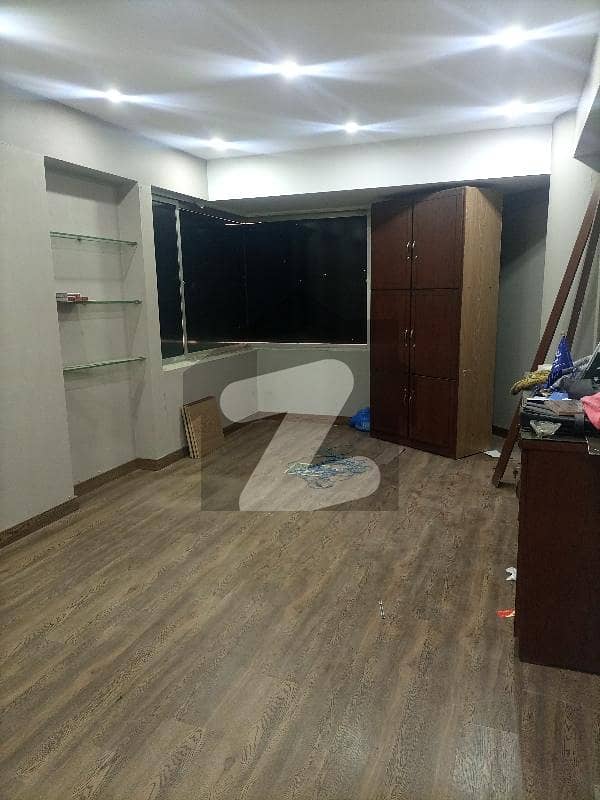بہادر آباد گلشنِ اقبال ٹاؤن,کراچی میں 4 مرلہ دفتر 1.25 لاکھ میں کرایہ پر دستیاب ہے۔ بہادر آباد گلشنِ اقبال ٹاؤن,کراچی میں 4 مرلہ دفتر 1.25 لاکھ میں کرایہ پر دستیاب ہے۔