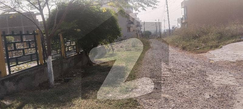 آئی ۔ 14/1 آئی ۔ 14,اسلام آباد میں 7 مرلہ رہائشی پلاٹ 1.62 کروڑ میں برائے فروخت۔