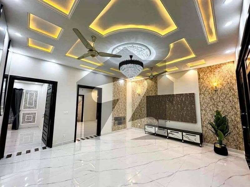 PEACEFUL LOCATION FULLY RENOVATED HOUSE AVAILABLE FOR RENT IN F-10 PEACEFUL LOCATION FULLY RENOVATED HOUSE AVAILABLE FOR RENT IN F-10