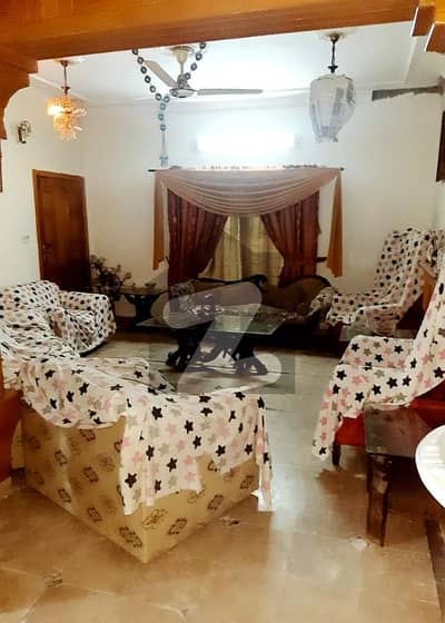 گلشن آباد راولپنڈی میں 5 کمروں کا 10 مرلہ مکان 2.55 کروڑ میں برائے فروخت۔