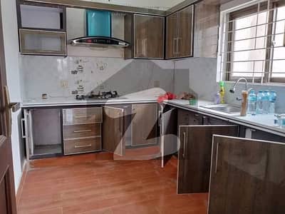 Prime Location 10 Marla House For Sale