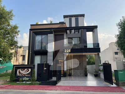 10 MARLA LUXURY DESIGNER HOUSE FOR SALE IN BAHRIA TOWN LAHORE 10 MARLA LUXURY DESIGNER HOUSE FOR SALE IN BAHRIA TOWN LAHORE