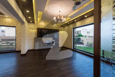 ڈی ایچ اے فیز 3 ڈیفنس (ڈی ایچ اے),لاہور میں 5 کمروں کا 1 کنال مکان 7.5 کروڑ میں برائے فروخت۔