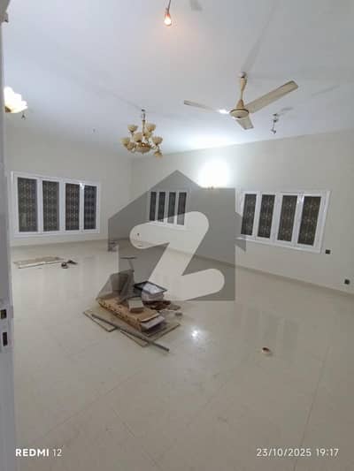 400 SQ YDS 1ST FLOOR PORTION FOR RENT IN BLOCK 13-D/1, GULSHAN