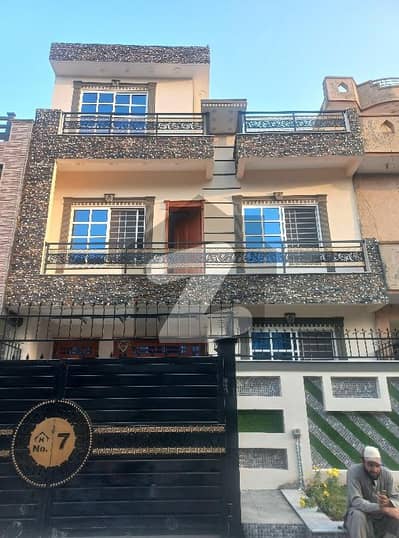 25*40 Brand New House For Sale In G13/1