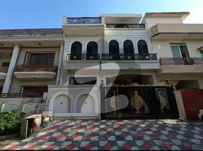 G-11 Size 5 Marla Double Story House For Sale Brand New G-11 Size 5 Marla Double Story House For Sale Brand New