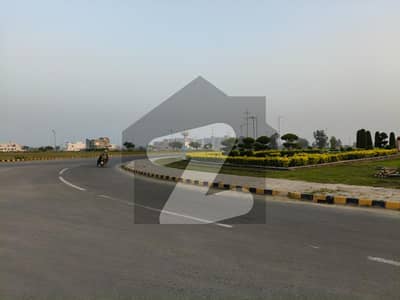 DHA 9PRISM F top location Possession available