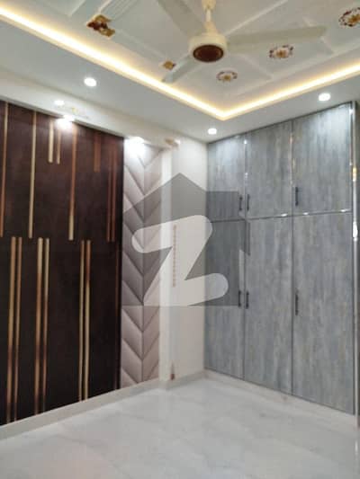 5 Marla Lower Portion Available For Rent Bachelor