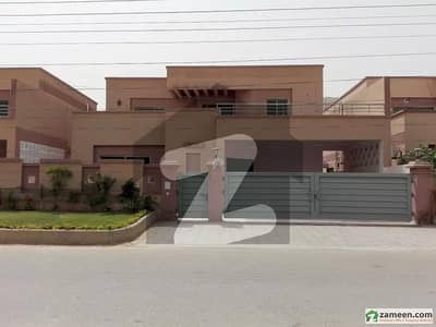 Renovated Brig House available for Sale in Askari 5 West Open Renovated Brig House available for Sale in Askari 5 West Open