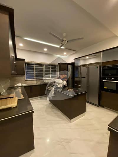 EME BRAND NEW FULL HOUSE FOR RENT