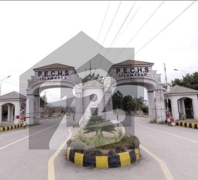 Good Location Plot and Reasonable Price Good Location Plot and Reasonable Price