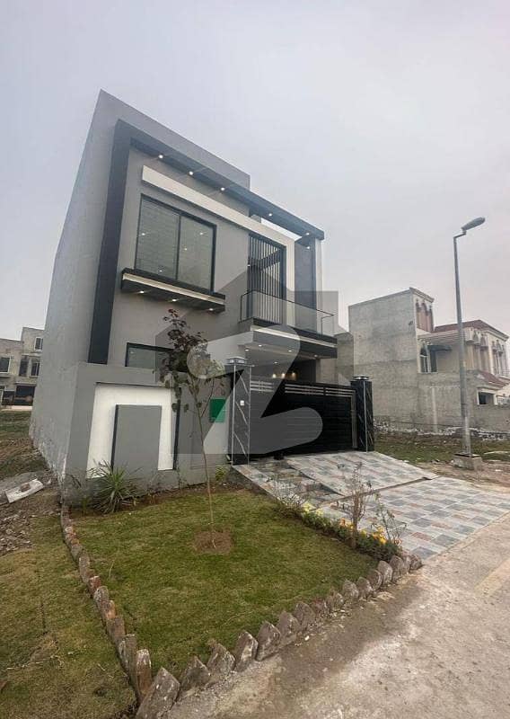 5 Marla Brand New House