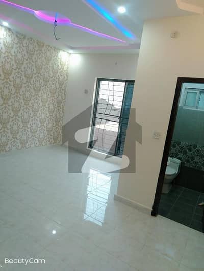 VIP beautiful 3.5 Marla house is available for sale in sabzazar scheme lhr VIP beautiful 3.5 Marla house is available for sale in sabzazar scheme lhr