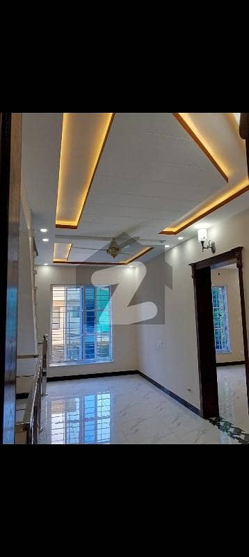 جی ۔ 13 اسلام آباد میں 3 کمروں کا 10 مرلہ زیریں پورشن 1.15 لاکھ میں کرایہ پر دستیاب ہے۔ جی ۔ 13 اسلام آباد میں 3 کمروں کا 10 مرلہ زیریں پورشن 1.15 لاکھ میں کرایہ پر دستیاب ہے۔