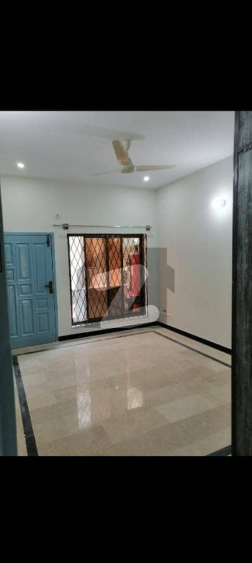 جی ۔ 13 اسلام آباد میں 2 کمروں کا 7 مرلہ زیریں پورشن 85.0 ہزار میں کرایہ پر دستیاب ہے۔ جی ۔ 13 اسلام آباد میں 2 کمروں کا 7 مرلہ زیریں پورشن 85.0 ہزار میں کرایہ پر دستیاب ہے۔