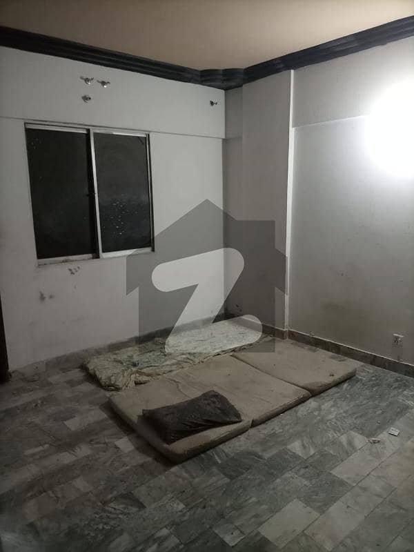 گلشنِ اقبال ٹاؤن کراچی میں 3 کمروں کا 5 مرلہ فلیٹ 55.0 ہزار میں کرایہ پر دستیاب ہے۔