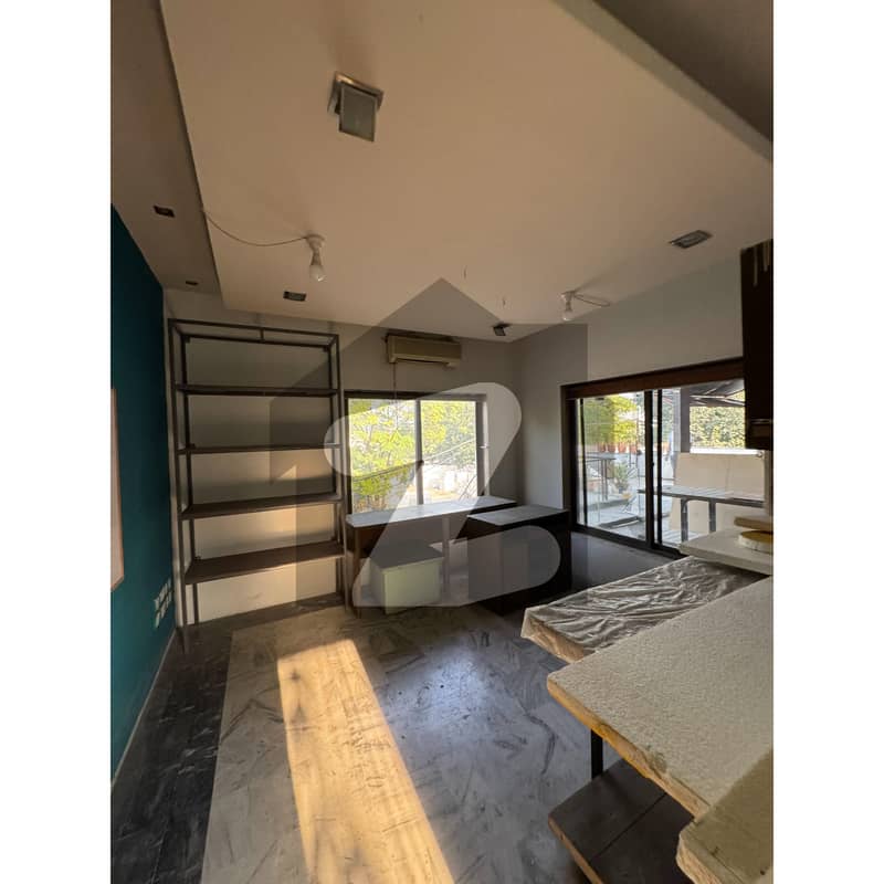 آئی ۔ 9/2 آئی ۔ 9,اسلام آباد میں 7 مرلہ دفتر 2.5 لاکھ میں کرایہ پر دستیاب ہے۔ آئی ۔ 9/2 آئی ۔ 9,اسلام آباد میں 7 مرلہ دفتر 2.5 لاکھ میں کرایہ پر دستیاب ہے۔