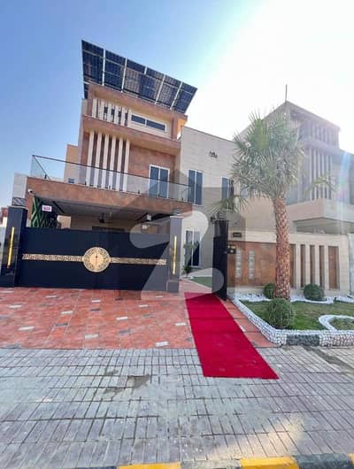 کوہستان انکلیو - بلاک ایف کوہستان انکلیو,واہ کینٹ,واہ میں 4 کمروں کا 11 مرلہ مکان 6.45 کروڑ میں برائے فروخت۔