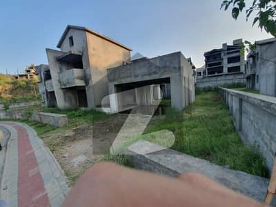 *Prime 1811 Sq. Yd. Grey Structure With Lawn In Prestigious   Garden City Zone 4 West* *Prime 1811 Sq. Yd. Grey Structure With Lawn In Prestigious   Garden City Zone 4 West*