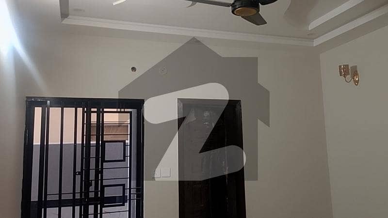 UPPER PORTION FOR RENT GAS AVAILABLE UPPER PORTION FOR RENT GAS AVAILABLE