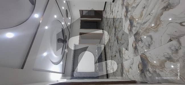 گرین ایونیو اسلام آباد میں 3 کمروں کا 10 مرلہ بالائی پورشن 90.0 ہزار میں کرایہ پر دستیاب ہے۔