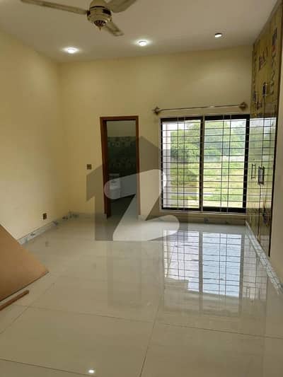 Brand new 10 marla house ready for rent in LDA block G