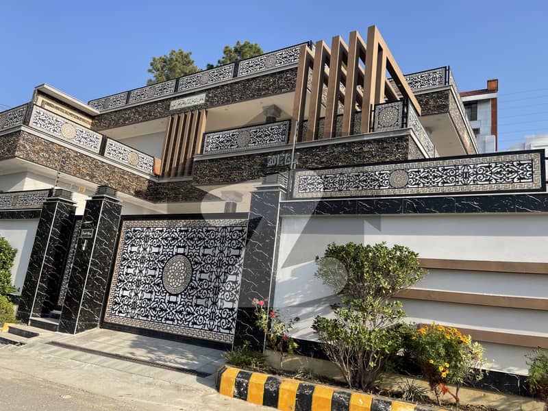 36 Marla House Near Hidden Hillas