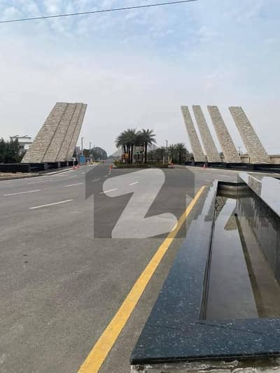 ستارہ ولاز فیصل آباد میں 1 کنال رہائشی پلاٹ 3.8 کروڑ میں برائے فروخت۔