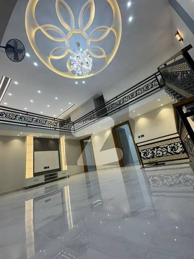 ایف ۔ 10 اسلام آباد میں 5 کمروں کا 1 کنال مکان 6.0 لاکھ میں کرایہ پر دستیاب ہے۔