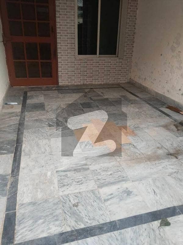 جی ۔ 11 اسلام آباد میں 2 کمروں کا 5 مرلہ زیریں پورشن 67.0 ہزار میں کرایہ پر دستیاب ہے۔ جی ۔ 11 اسلام آباد میں 2 کمروں کا 5 مرلہ زیریں پورشن 67.0 ہزار میں کرایہ پر دستیاب ہے۔