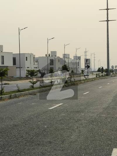 DHA 9PRISM F top location 150ft road