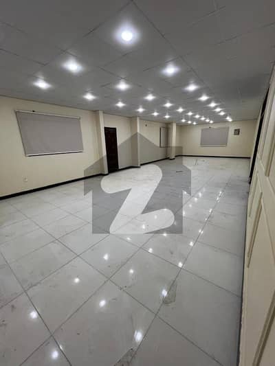 SILENT COMMERCIALINDEPENDENT DOUBLE STORY AVAILABLE FOR OFFICE PRIME LOCATION 60 FT ROAD GULSHAN-E-IQBAL BLOCK 4 SILENT COMMERCIALINDEPENDENT DOUBLE STORY AVAILABLE FOR OFFICE PRIME LOCATION 60 FT ROAD GULSHAN-E-IQBAL BLOCK 4