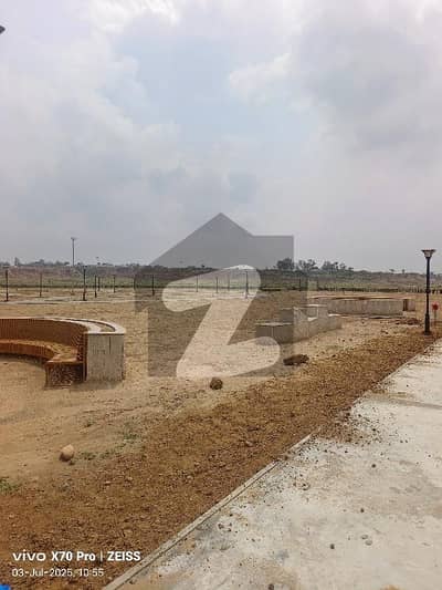 ڈی ایچ اے فیز 3 ۔ بلاک ای ڈی ایچ اے ڈیفینس فیز 3,ڈی ایچ اے ڈیفینس,اسلام آباد میں 1 کنال رہائشی پلاٹ 1.85 کروڑ میں برائے فروخت۔ ڈی ایچ اے فیز 3 ۔ بلاک ای ڈی ایچ اے ڈیفینس فیز 3,ڈی ایچ اے ڈیفینس,اسلام آباد میں 1 کنال رہائشی پلاٹ 1.85 کروڑ میں برائے فروخت۔